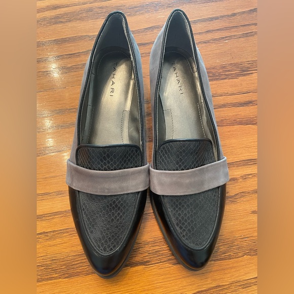 Tahari Black and Gray Leather Loafers - Picture 6 of 8